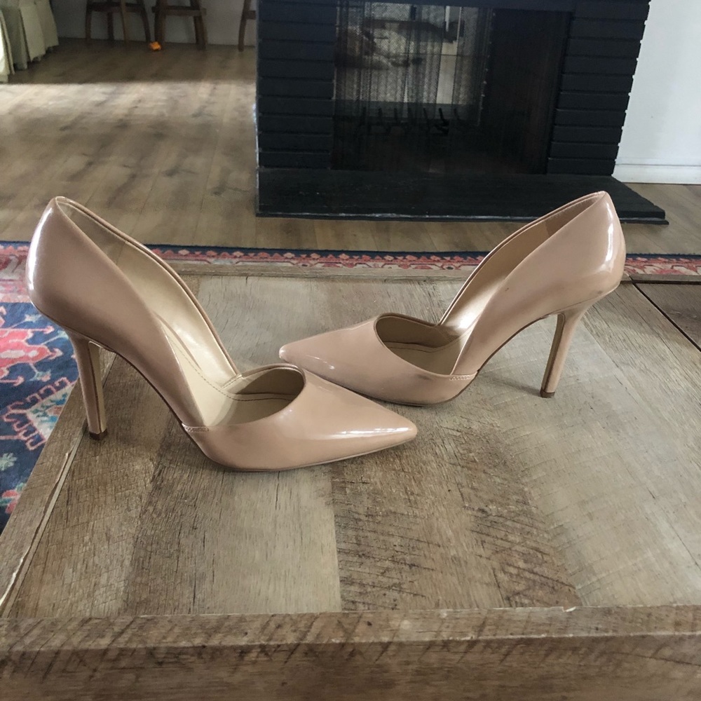 Nude BCBGeneration pointed pumps